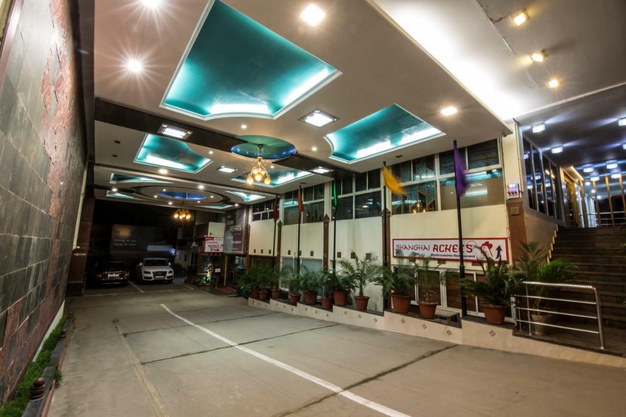 Hotel Aryaas Palayankottai Екстериор снимка
