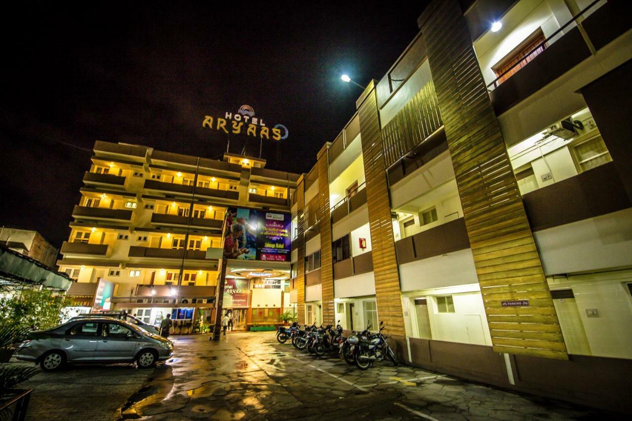 Hotel Aryaas Palayankottai Екстериор снимка