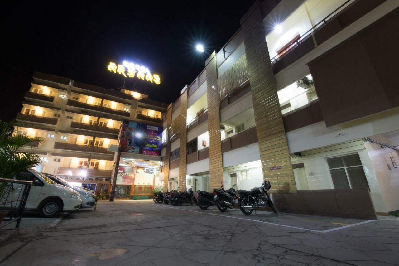 Hotel Aryaas Palayankottai Екстериор снимка